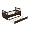 Multi-Functional Daybed with Drawers and Trundle